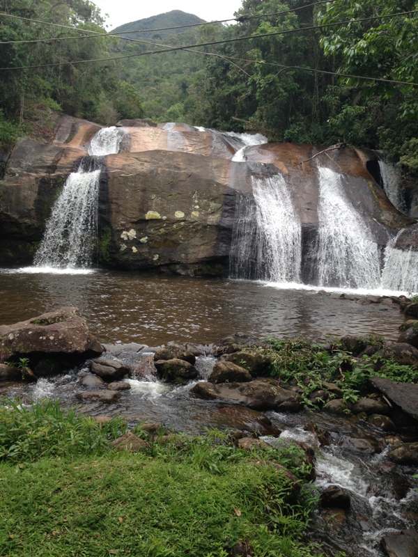 Bina's S.A Cachoeira de Minas MG