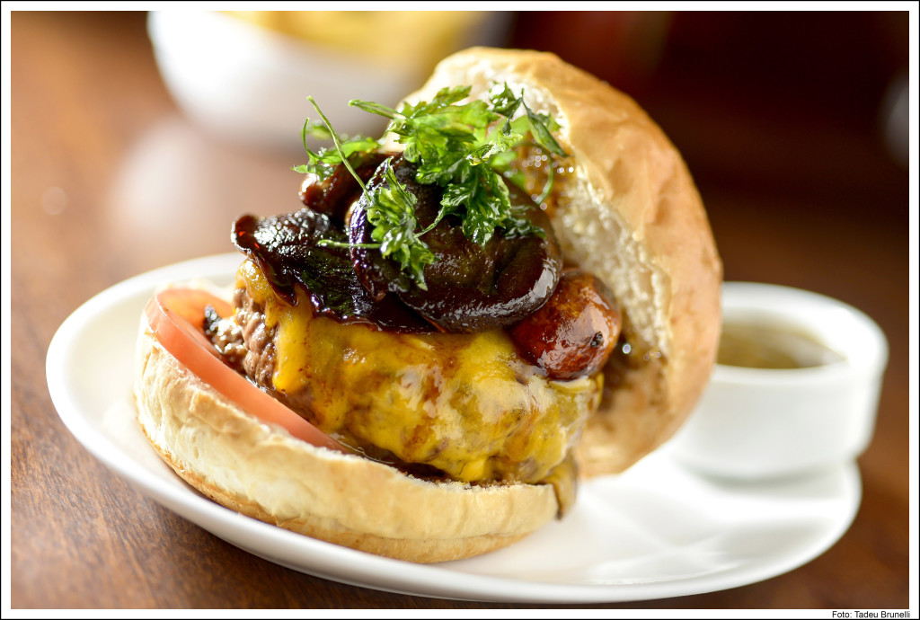Osaka Burger/ Crédito: Tadeu Brunelli 